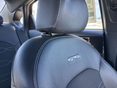 Used 2022 Kia Forte GT-Line w/ GT-Line Premium Package image 27