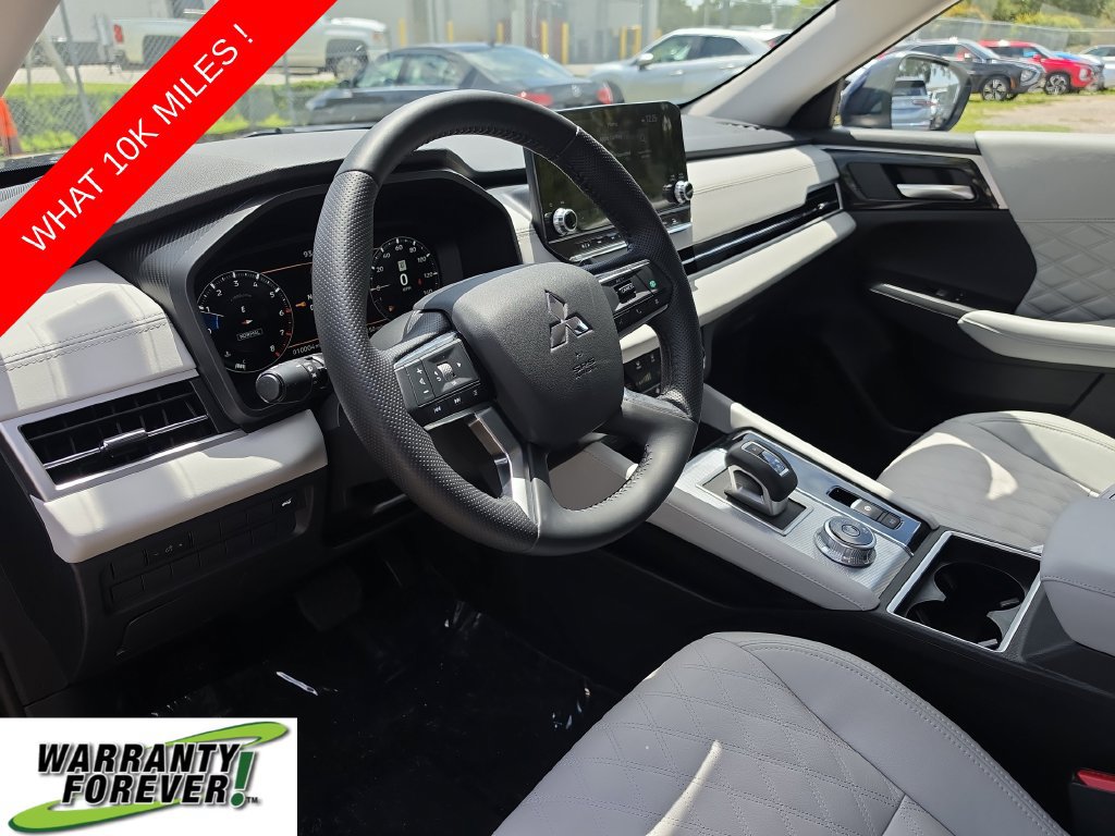 Used 2024 Mitsubishi Outlander SEL Black Edition FWD image 15