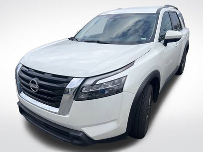 Used 2024 Nissan Pathfinder SV