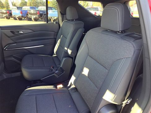 New 2026 Chevrolet Traverse LT w/ LPO, Floor Liner Package image 19