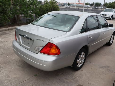 Used 2002 Toyota Avalon XL FWD image 11