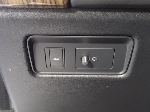 Used 2019 Land Rover Range Rover Supercharged image 27