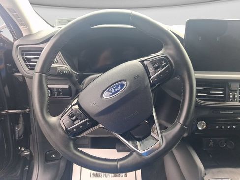 Used 2025 Ford Escape Active w/ Active Premium Tech Pack AWD/4WD image 28