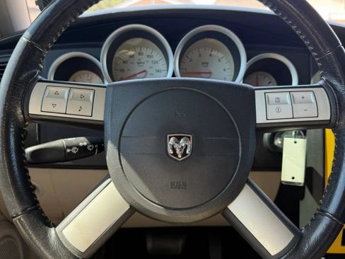 Used 2006 Dodge Charger R/T RWD image 20