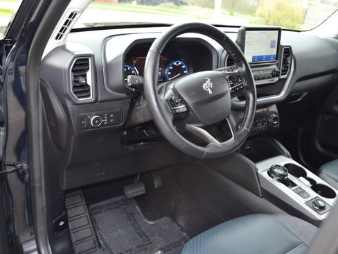 Certified 2021 Ford Bronco Sport Outer Banks w/ Outer Banks Package (96D) image 8