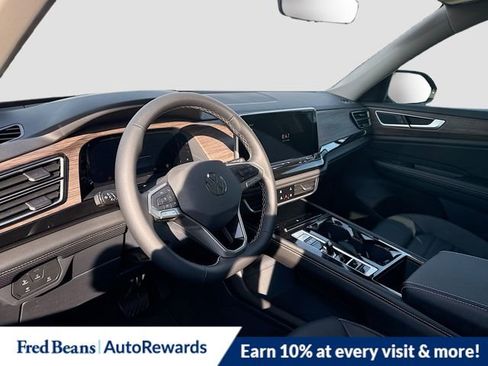 New 2026 Volkswagen Atlas SEL image 6