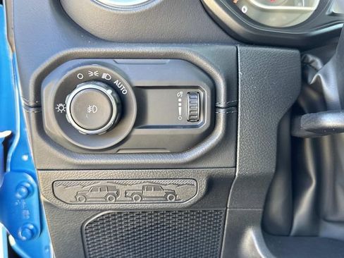 New 2025 Jeep Wrangler Unlimited Sahara w/ Safety Group AWD/4WD image 30