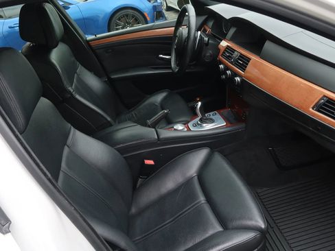 Used 2008 BMW M5 RWD image 26