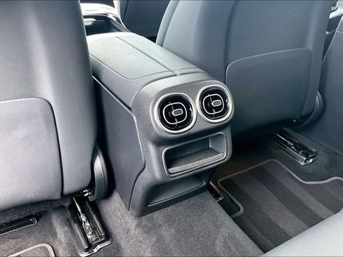 Certified 2026 Mercedes-Benz GLC 300 4MATIC image 13