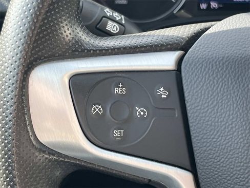 Used 2023 GMC Terrain SLE w/ Driver Convenience Package image 27