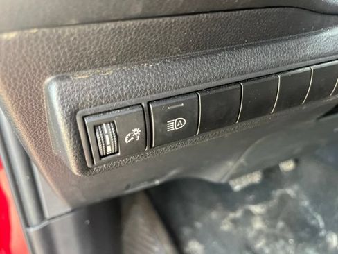 Used 2025 Toyota Corolla LE FWD image 16
