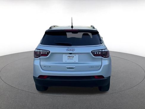 Used 2025 Jeep Compass Limited image 14