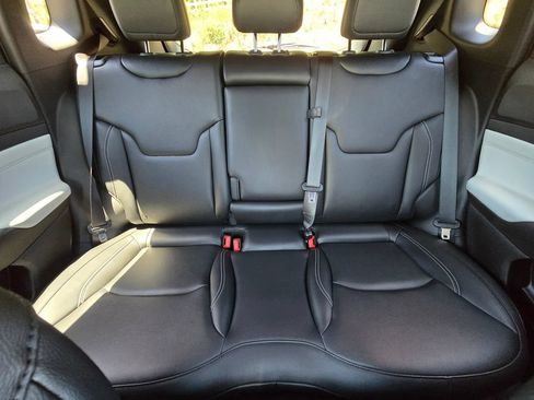 Used 2025 Jeep Compass Limited AWD/4WD image 44