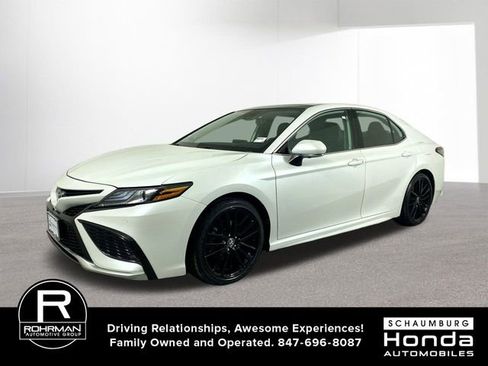 Used 2021 Toyota Camry XSE image 1
