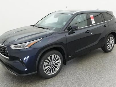 New 2026 Toyota Highlander Platinum