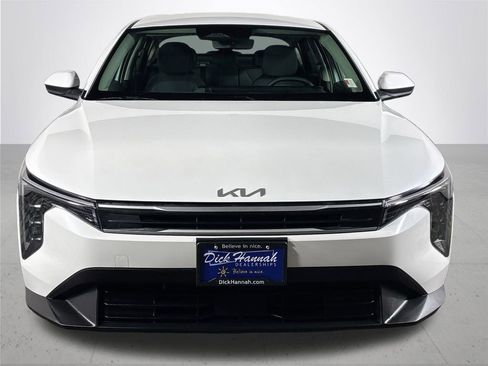 Used 2025 Kia K4 LXS image 3