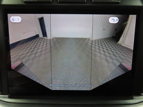 Used 2024 Ford F450 Lariat w/ Chrome Package image 20