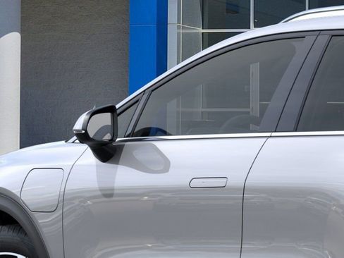 New 2026 Chevrolet Equinox EV LT image 12