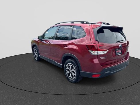 Certified 2023 Subaru Forester Premium AWD/4WD image 6