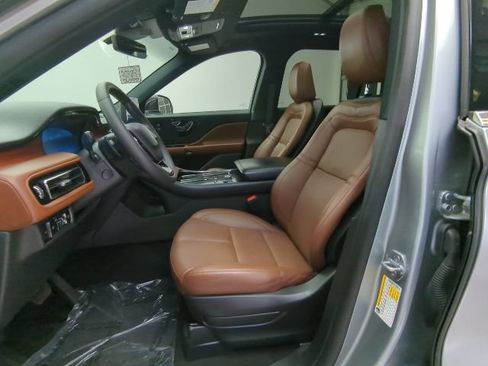 Used 2024 Lincoln Aviator Reserve w/ Equipment Group 201A AWD/4WD image 13