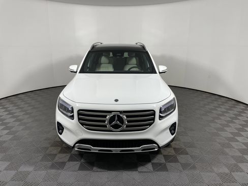 New 2026 Mercedes-Benz GLB 250 image 8