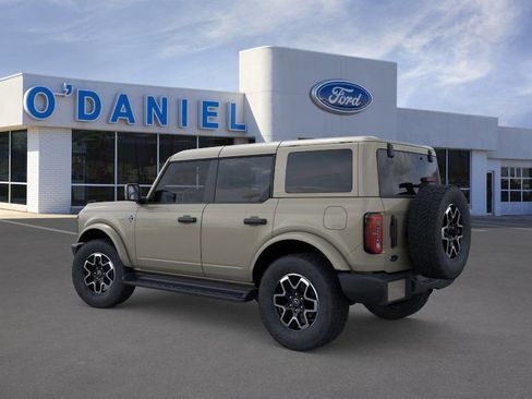 New 2026 Ford Bronco Outer Banks AWD/4WD image 4