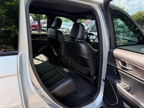 Used 2024 Jeep Grand Cherokee Limited 4xe AWD/4WD image 14
