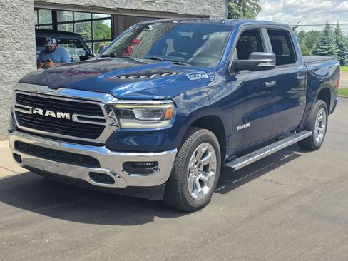 Used 2019 RAM 1500 Big Horn AWD/4WD image 1