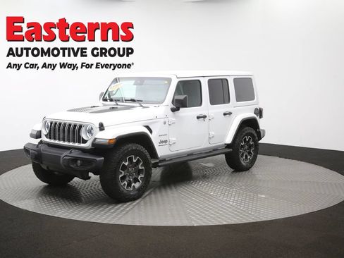 Used 2024 Jeep Wrangler Unlimited Sahara w/ Dual Top Group AWD/4WD image 55