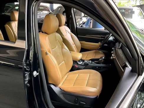 Used 2021 Kia Telluride SX w/ Towing Package FWD image 8