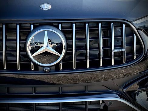 New 2026 Mercedes-Benz GLC 43 AMG 4MATIC image 3