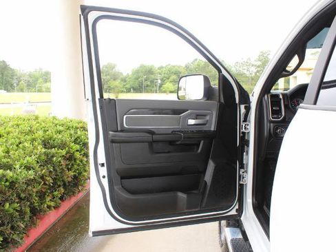 Used 2022 RAM 2500 Big Horn w/ Level A Equipment Group AWD/4WD image 27
