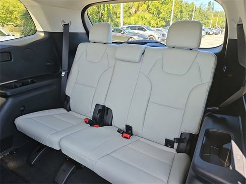 New 2025 Kia Telluride EX w/ EX Captain's Chair Package image 11
