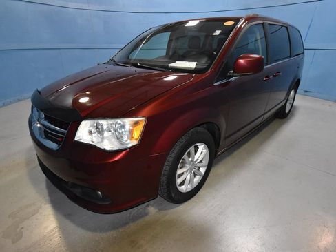 Used 2020 Dodge Grand Caravan SXT FWD image 23