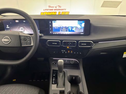 New 2026 Nissan Sentra SV w/ SV Convenience Package image 20