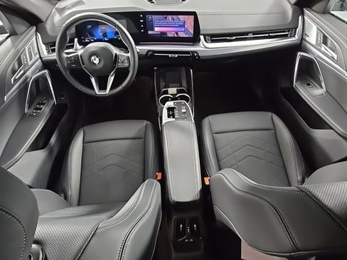 Certified 2025 BMW X2 xDrive28i w/ Convenience Package image 18