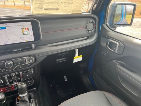 New 2026 Jeep Wrangler Unlimited Rubicon image 14