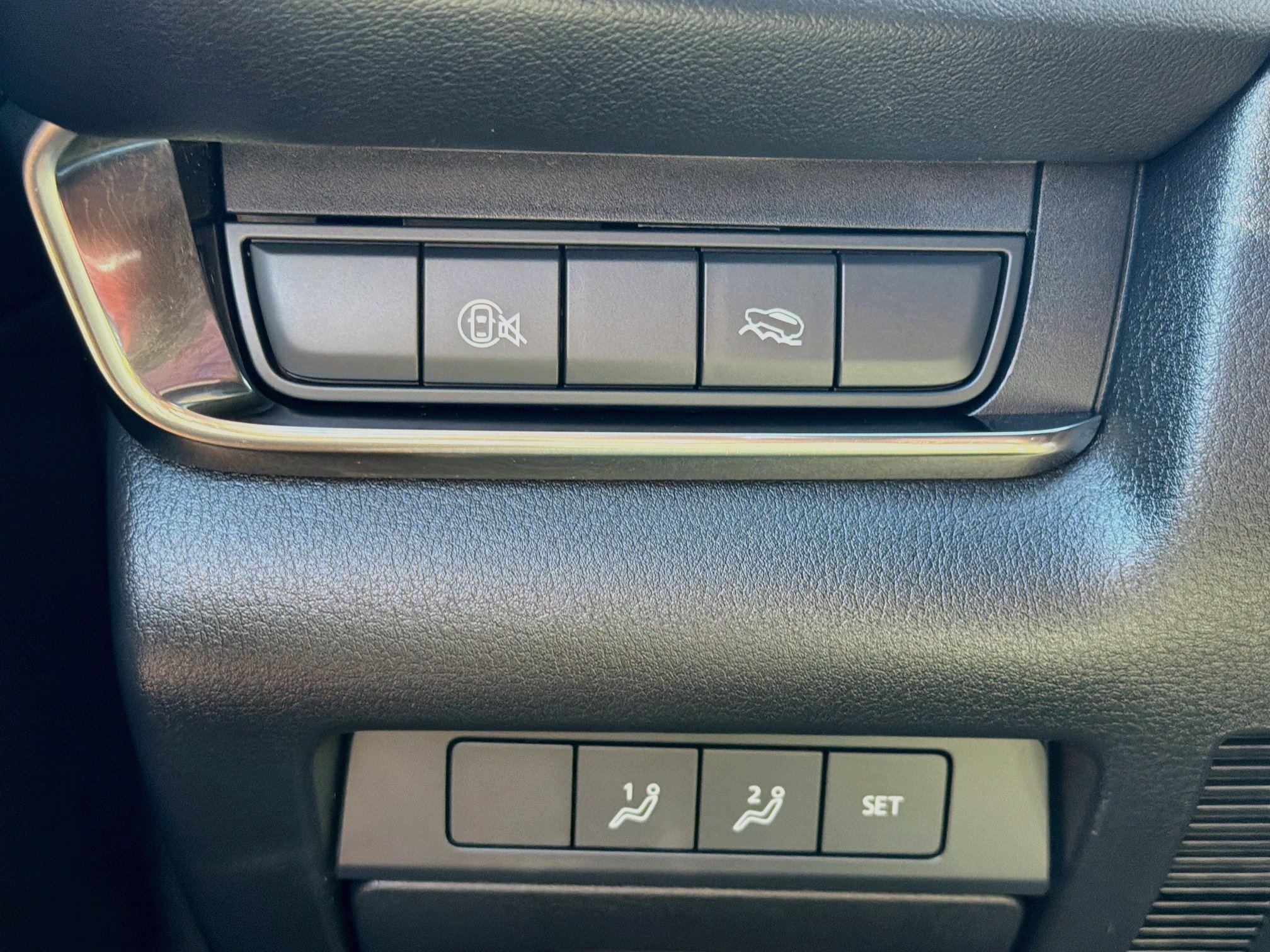 Used 2025 MAZDA CX-30 AWD 2.5 S w/ Preferred Package image 17