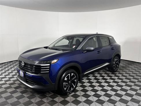 New 2025 Nissan Kicks SV w/ Illumination Package image 9