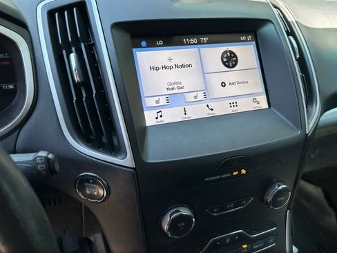 Used 2019 Ford Edge SEL w/ Equipment Group 201A AWD/4WD image 8