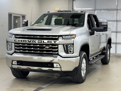 Used 2023 Chevrolet Silverado 2500 LTZ w/ LTZ Convenience Package image 3