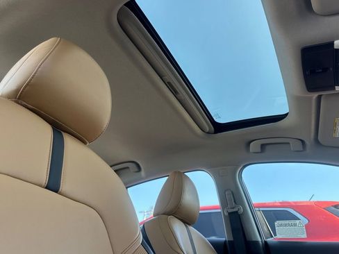 Certified 2024 Nissan Sentra SV w/ SV Premium Package FWD image 16