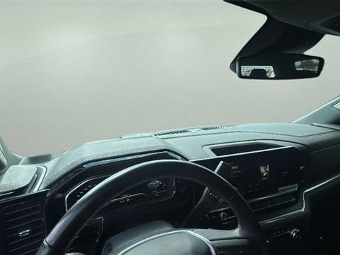 Used 2022 GMC Sierra 1500 SLT w/ X31 Off-Road Package image 8