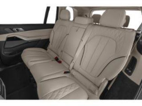New 2027 BMW X7 xDrive40i AWD/4WD image 8
