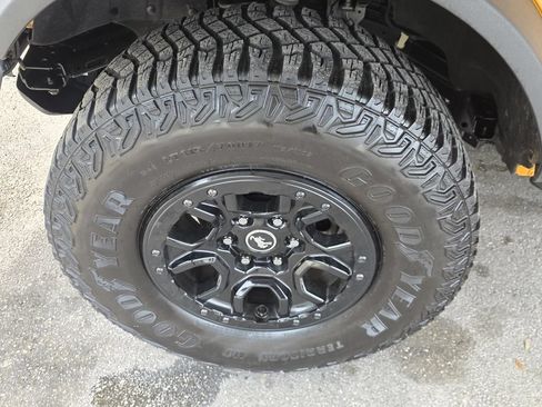 Used 2022 Ford Bronco Wildtrak AWD/4WD image 42