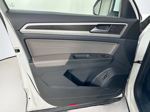 Certified 2023 Volkswagen Atlas SE AWD/4WD image 16