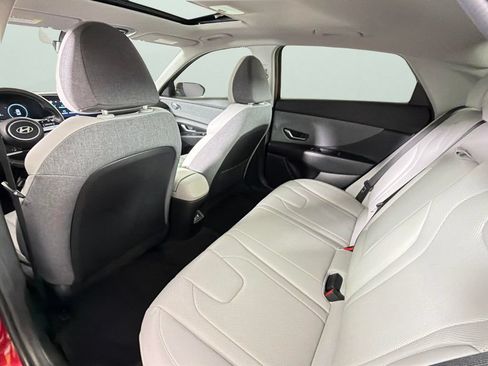 Used 2024 Hyundai Elantra Limited FWD image 29