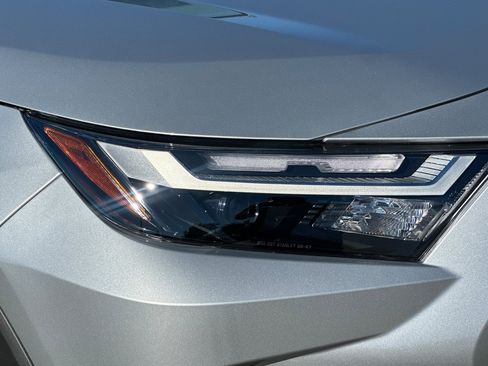 New 2025 Toyota RAV4 XLE image 31