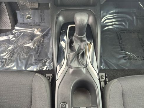 Used 2024 Toyota Corolla LE image 9