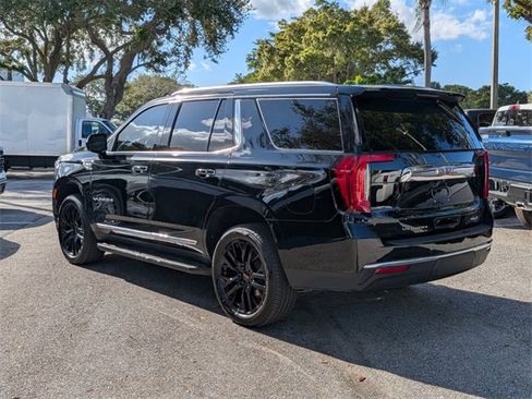 Used 2023 GMC Yukon SLT image 5